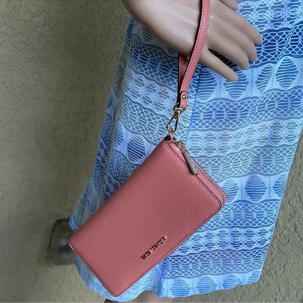 Michael Kors Jet Set Travel Large Travel CONTINENTAL  Sherbert